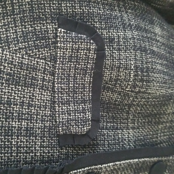 Talbot's navy blue and gray tweed 3/4 sleeves blazer. Size 2 - Picture 6 of 7